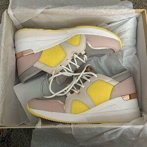 Michael Kors Sneakers